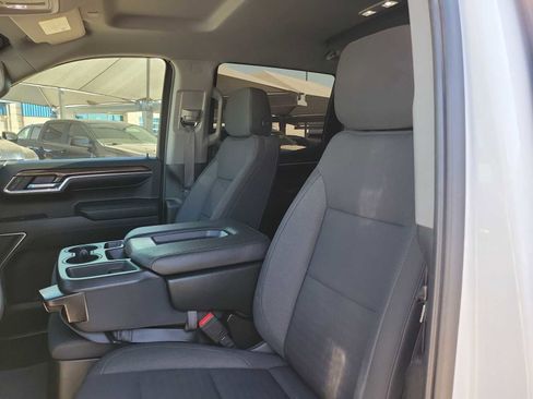 Used 2022 Chevrolet Silverado 1500 LT image 11