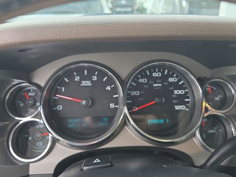 Used 2012 Chevrolet Silverado 2500 LT w/ Interior Plus Package AWD/4WD image 6