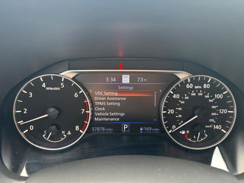 Used 2024 Nissan Altima 2.5 SV w/ SV Premium Package FWD image 2