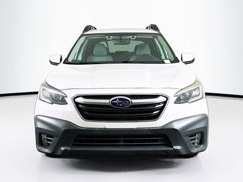 Used 2021 Subaru Outback Premium AWD/4WD image 2
