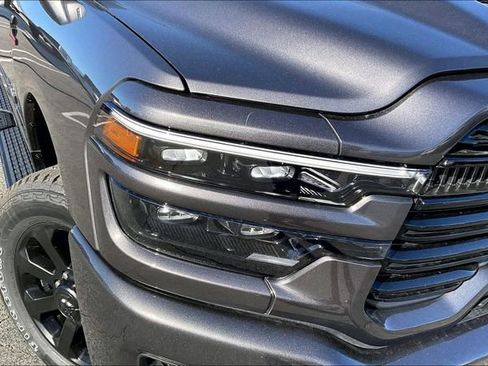 New 2026 RAM 2500 Laramie AWD/4WD image 10