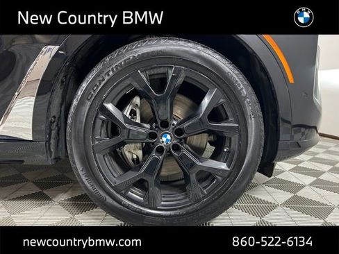 Used 2024 BMW X7 xDrive40i w/ Executive Package image 9