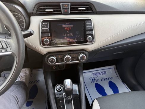 Used 2020 Nissan Versa SV FWD image 16