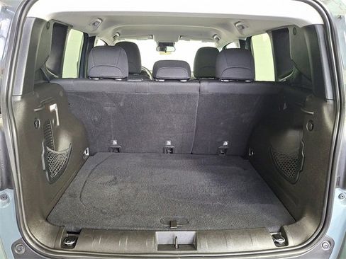 Used 2018 Jeep Renegade Sport w/ Power & Air Group image 28