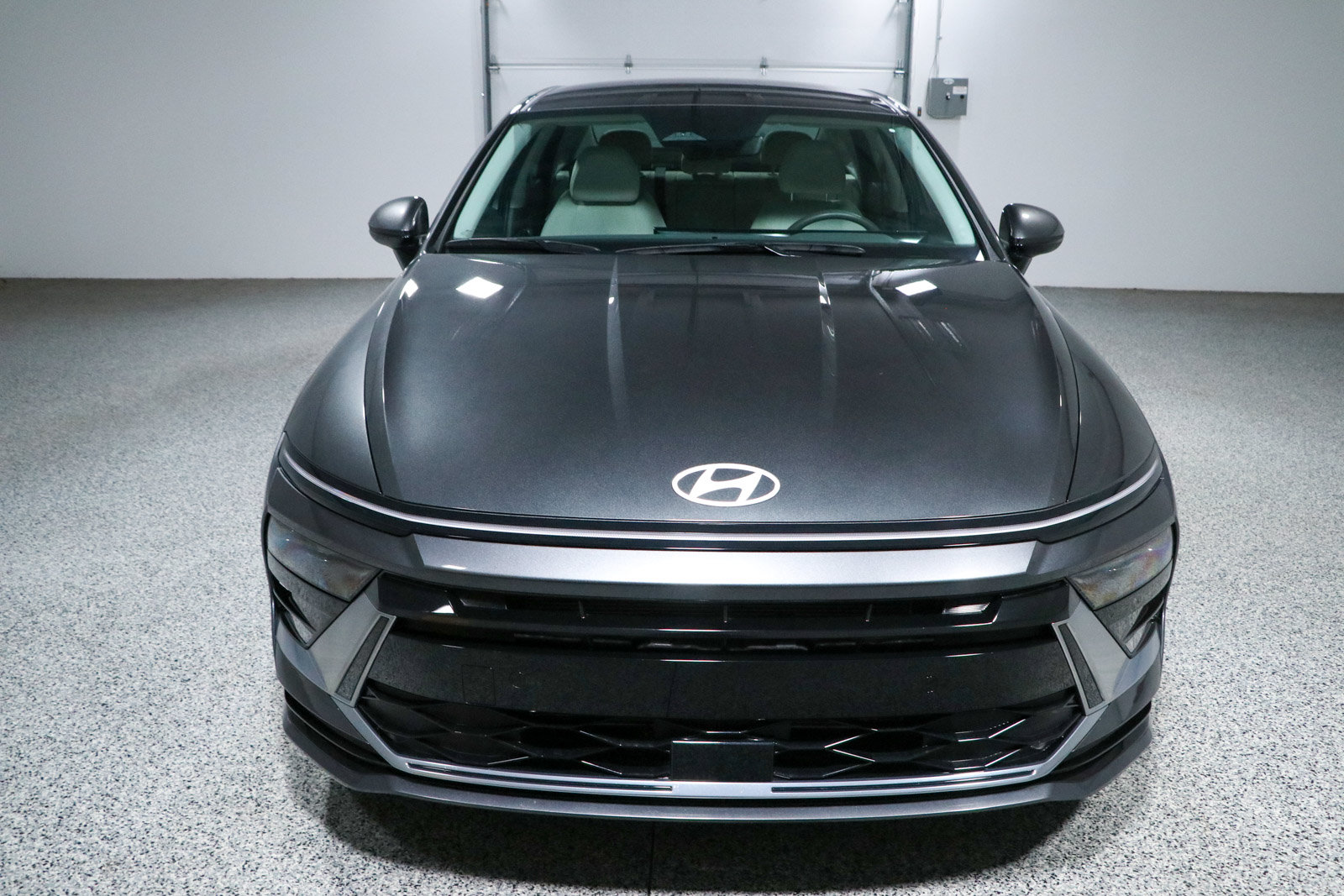 Used 2025 Hyundai Sonata SEL FWD image 4