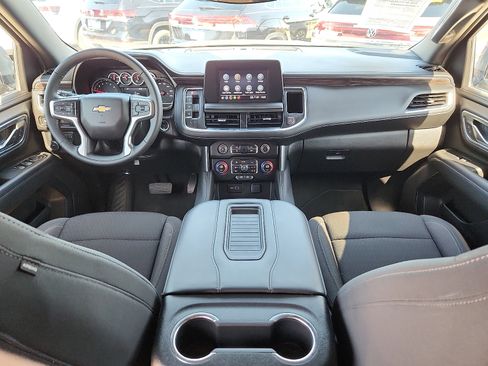 Used 2024 Chevrolet Tahoe LS RWD image 11