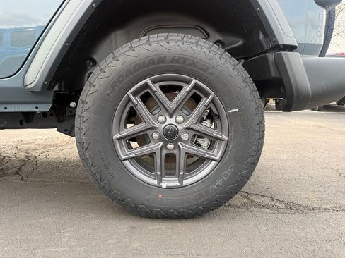 New 2025 Jeep Wrangler Unlimited Sport AWD/4WD image 31
