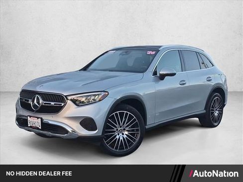 Used 2026 Mercedes-Benz GLC 300 image 1