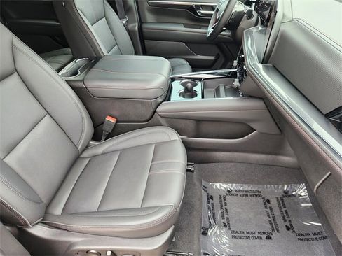 Used 2025 Chevrolet Tahoe RST w/ RST Capability Package AWD/4WD image 20