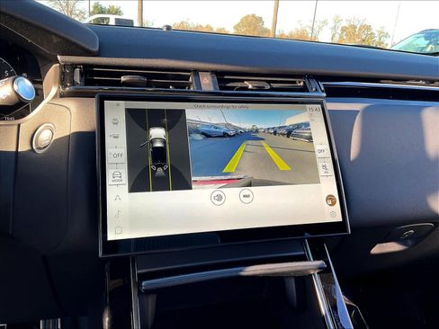 New 2025 Land Rover Range Rover Velar Dynamic SE image 20