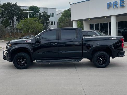 Used 2022 Chevrolet Silverado 1500 LT Trail Boss w/ Convenience Package II image 3