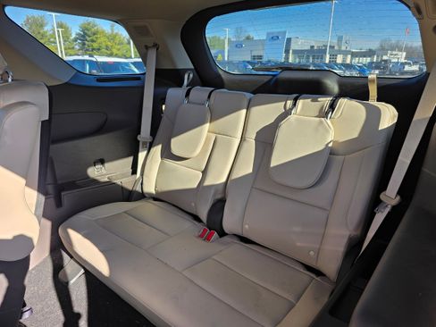 Certified 2023 Ford Explorer Platinum w/ Equipment Group 601A image 10