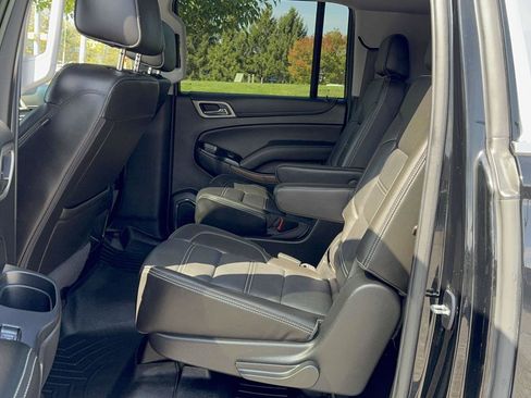 Used 2019 GMC Yukon XL Denali w/ Open Road Package image 13