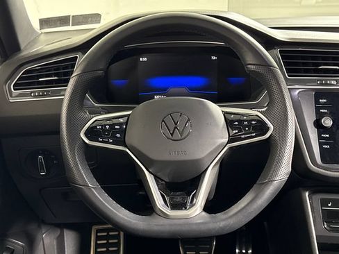 Used 2024 Volkswagen Tiguan SE R-Line AWD/4WD image 25