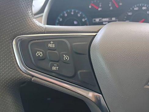 Used 2021 Chevrolet Malibu LS FWD image 9