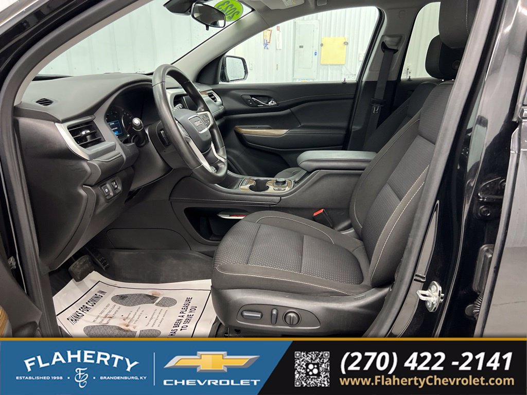 Used 2023 GMC Acadia SLE w/ Driver Convenience Package AWD/4WD image 9