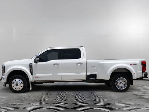 Certified 2025 Ford F450 Platinum w/ Platinum Plus Package AWD/4WD image 7