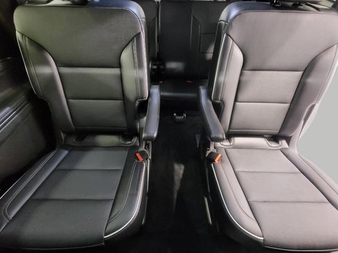 Certified 2025 Buick Enclave Preferred image 23