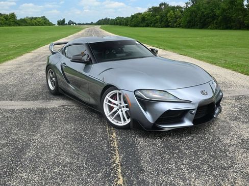 Used 2021 Toyota Supra Premium w/ Driver Assist Package RWD image 3