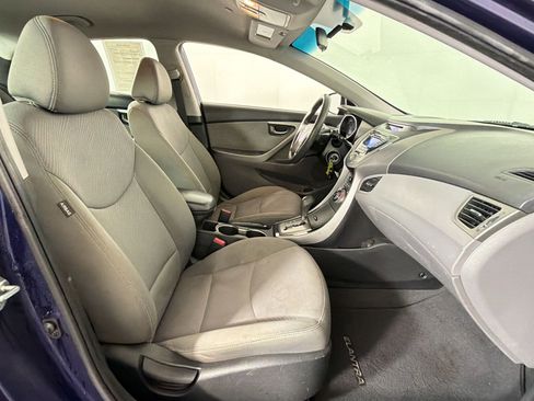 Used 2013 Hyundai Elantra GLS w/ Preferred Pkg image 27