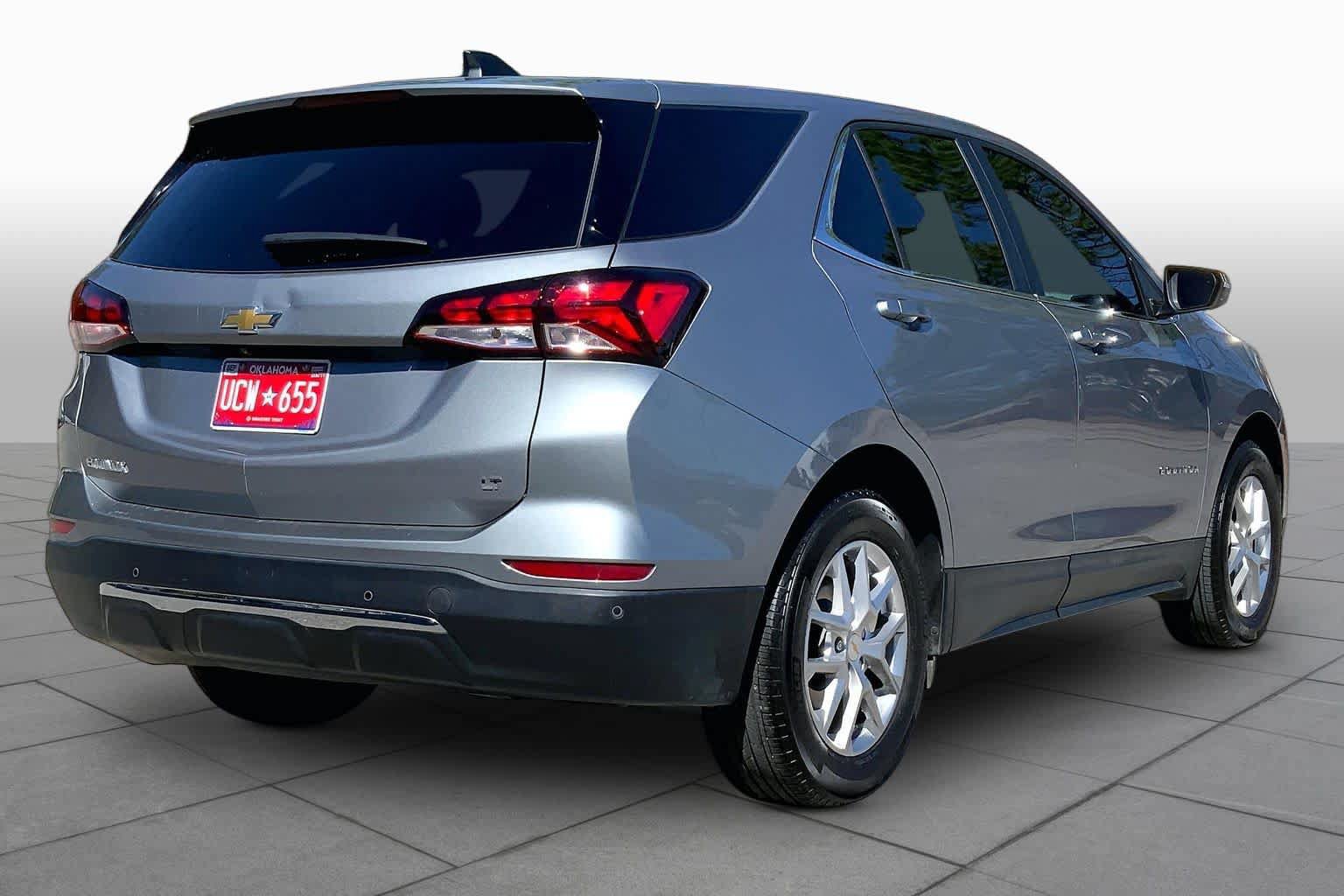 Used 2023 Chevrolet Equinox LT FWD image 13