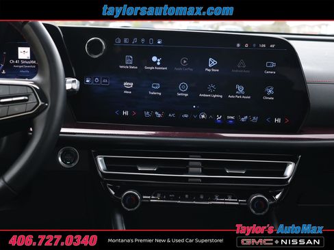 Used 2024 Chevrolet Traverse RS AWD/4WD image 11