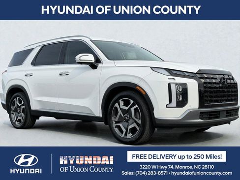 Used 2023 Hyundai Palisade Limited image 1