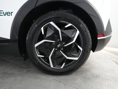 Used 2024 Hyundai Ioniq 5 SEL RWD image 9