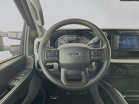 Used 2024 Ford F350 XLT w/ 360-Degree Camera Package image 11