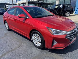 Used 2020 Hyundai Elantra SE image 1