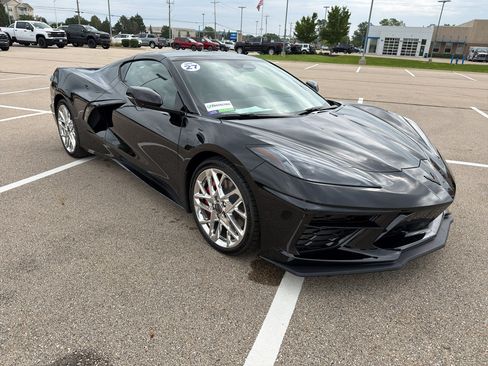 New 2027 Chevrolet Corvette Stingray Coupe w/ Z51 Performance Package RWD image 7