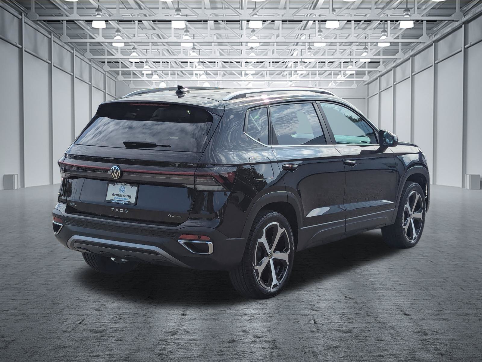Used 2025 Volkswagen Taos SEL AWD/4WD image 5