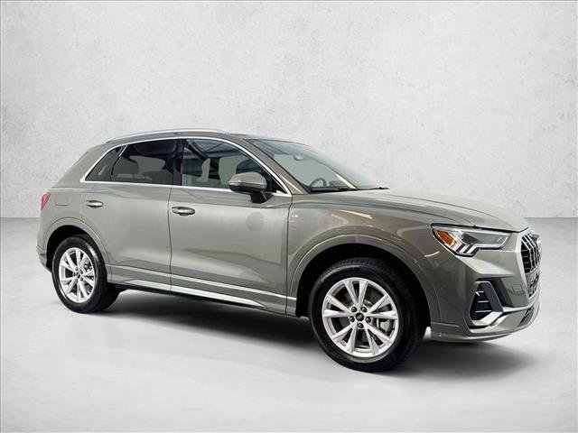 Used 2025 Audi Q3 2.0T Premium AWD/4WD image 7
