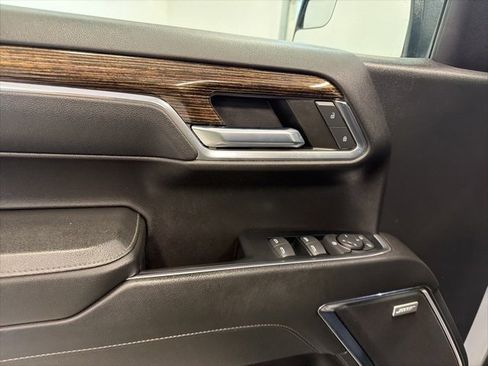 Used 2024 GMC Sierra 1500 Elevation w/ Preferred Package image 29