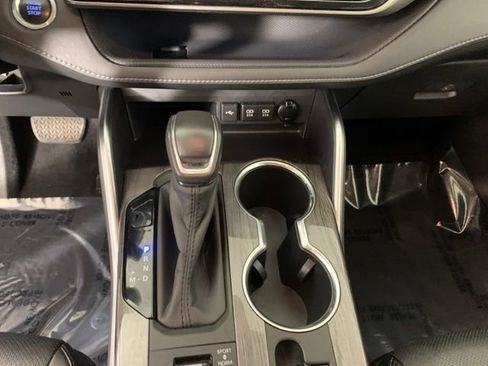 Used 2020 Toyota Highlander Limited AWD/4WD image 27