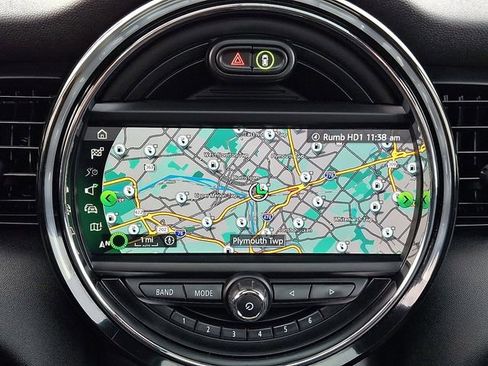 Used 2021 MINI Cooper SE w/ 8.8" Touchscreen Nav Package image 19