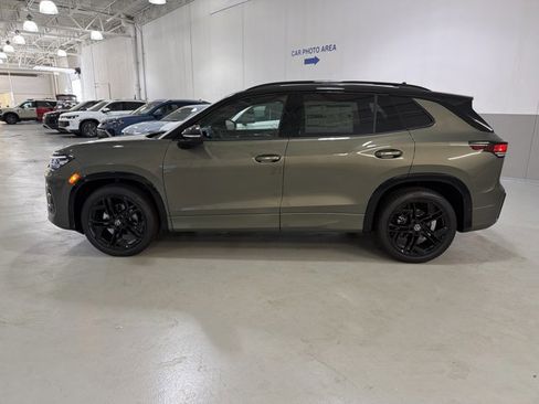 New 2026 Volkswagen Tiguan SE R-Line FWD image 5