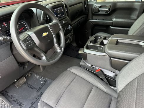 Used 2024 Chevrolet Silverado 1500 Custom image 10