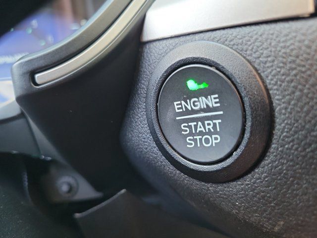 Certified 2022 Ford Escape SEL w/ Technology Package FWD image 30