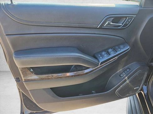 Used 2018 Chevrolet Tahoe LT image 8