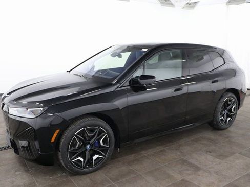 Used 2025 BMW iX xDrive50 image 7
