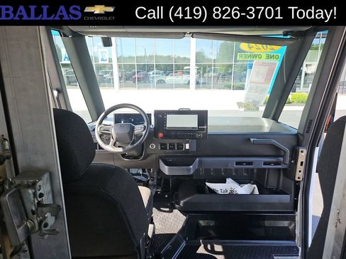Used 2024 Chevrolet Brightdrop 600 AWD/4WD image 22