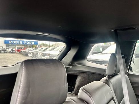 Used 2023 Honda Passport EX-L image 9
