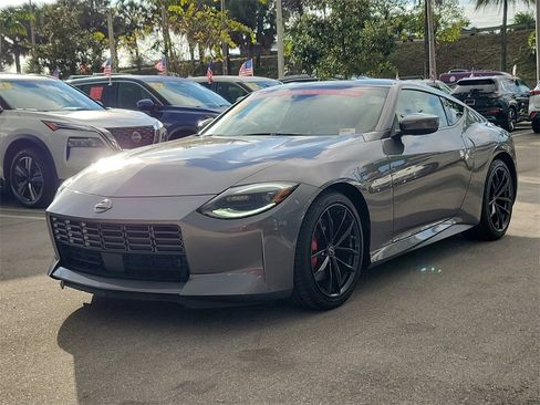 Certified 2024 Nissan Z Performance w/ Floor Mat Package image 3