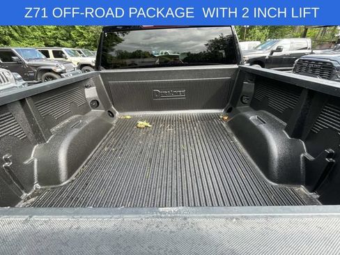 Used 2025 Chevrolet Silverado 1500 Custom Trail Boss AWD/4WD image 10