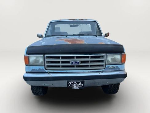 Used 1987 Ford F250 4x4 Regular Cab image 3