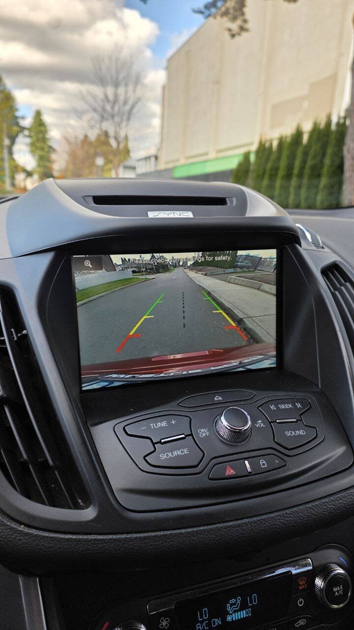 Used 2015 Ford Escape SE w/ Equipment Group 201A AWD/4WD image 13