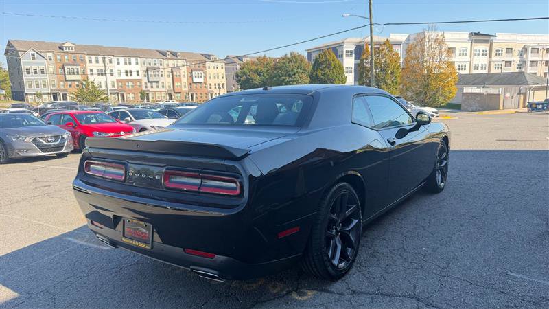 Used 2019 Dodge Challenger GT w/ Blacktop Package RWD image 9