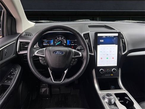Certified 2023 Ford Edge SEL w/ Convenience Package image 12