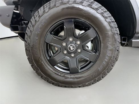 Used 2025 Ford Bronco Big Bend w/ Black Diamond Package AWD/4WD image 29